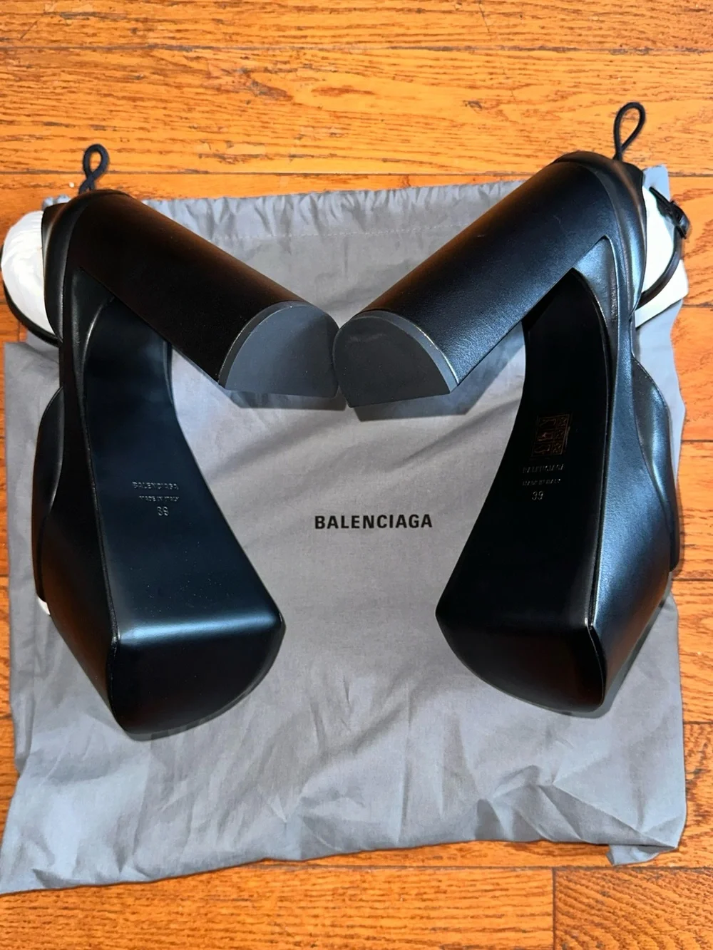 Balenciaga Black Leather Camden Sandal H160 (soft calfskin)